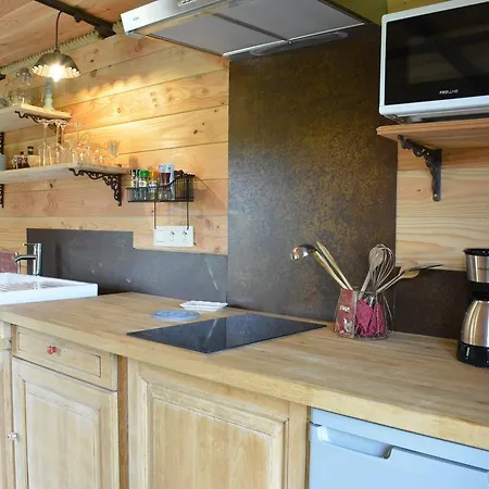 Cozy Mobile In Vresse-sur-semois With Terrace Hébergement de vacances *